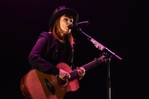 Suzanne Vega (2023) (1)